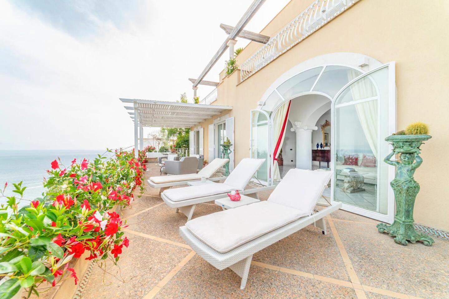 Villa Cristina -No Steps-Amalfi Coast Views -Hot Tube Praiano Exterior photo