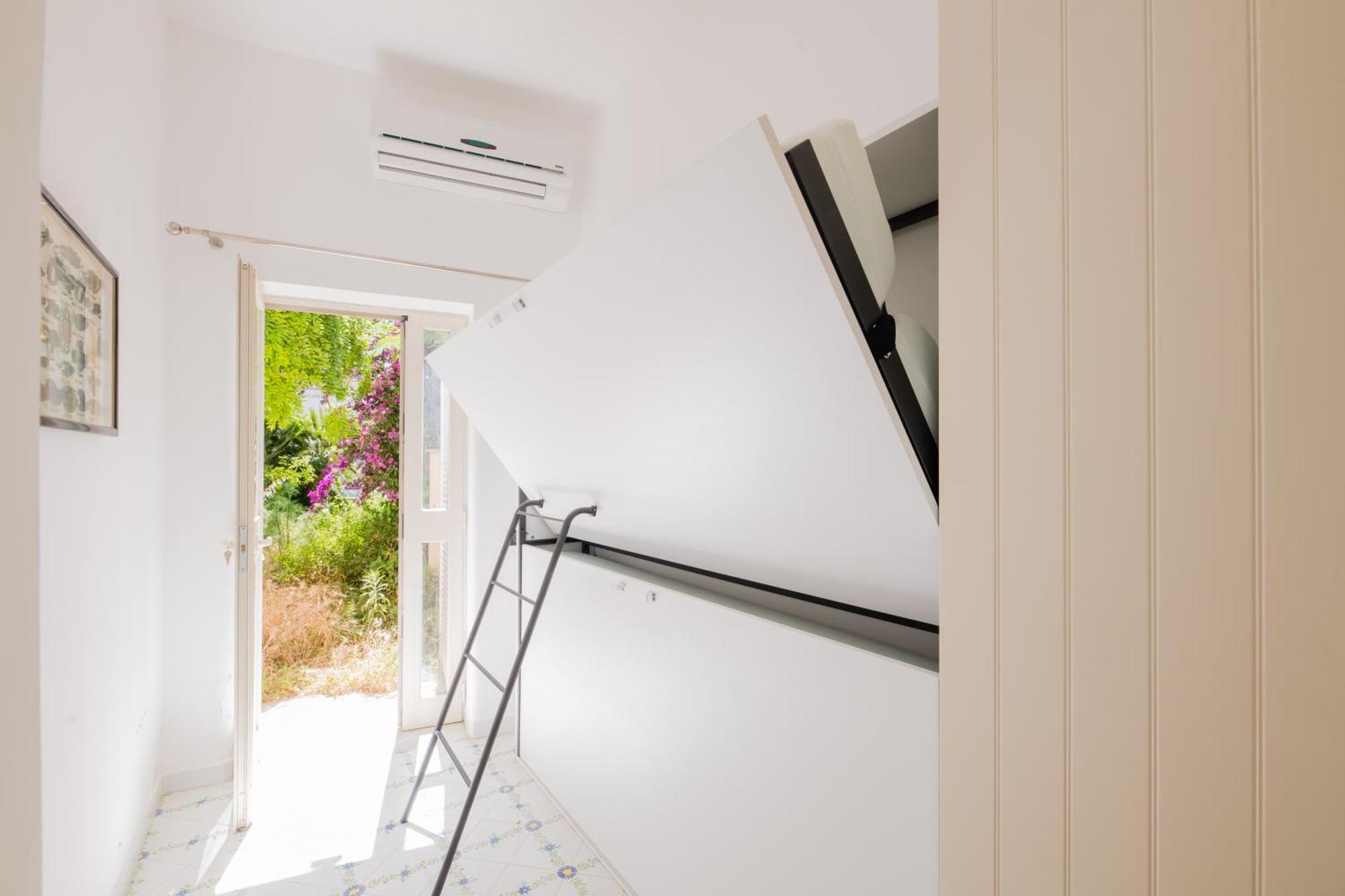 Villa Cristina -No Steps-Amalfi Coast Views -Hot Tube Praiano Exterior photo