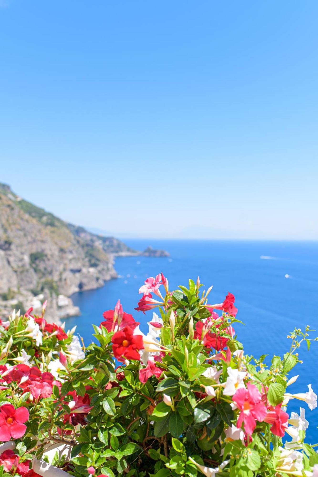 Villa Cristina -No Steps-Amalfi Coast Views -Hot Tube Praiano Exterior photo