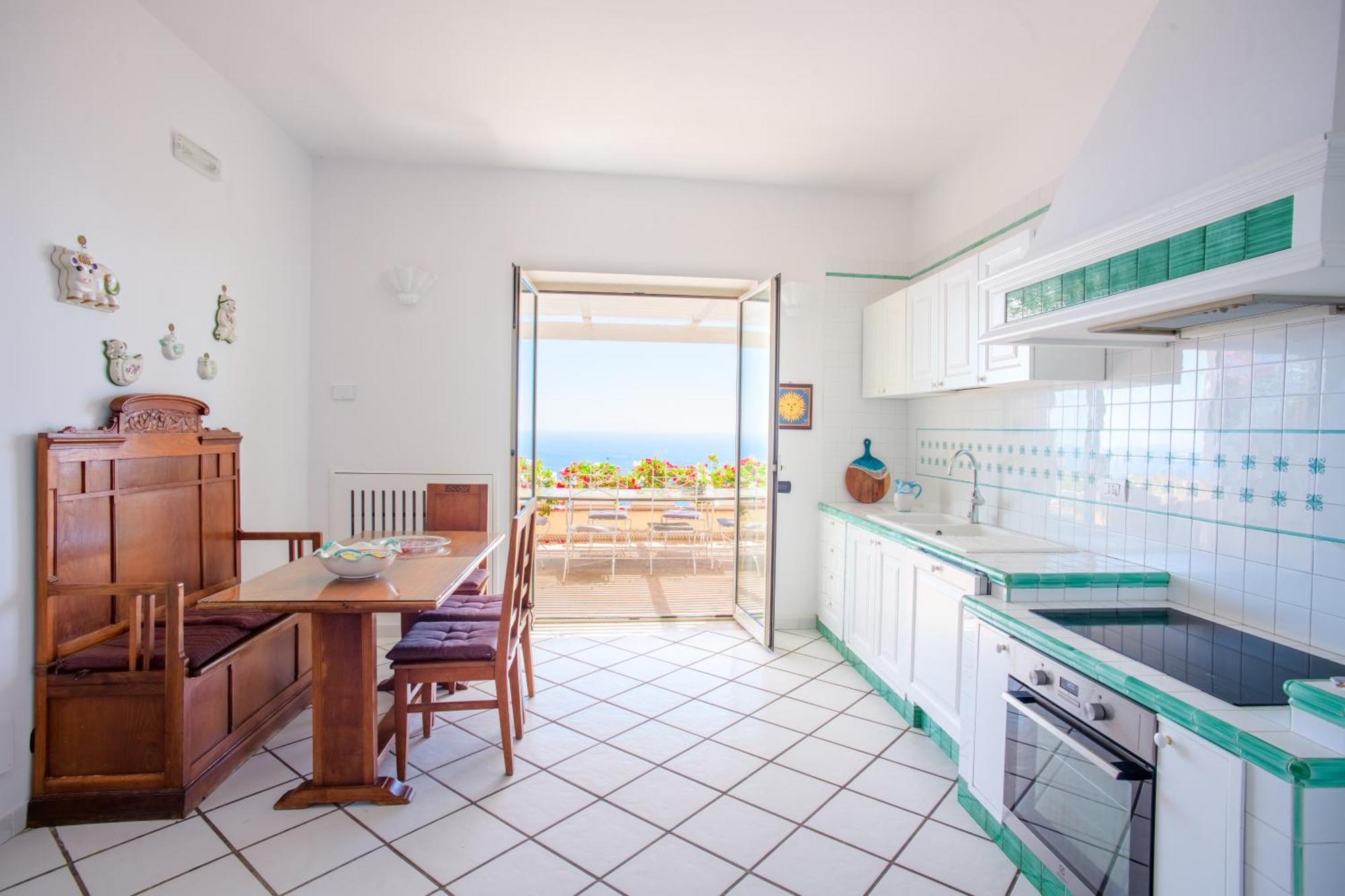 Villa Cristina -No Steps-Amalfi Coast Views -Hot Tube Praiano Exterior photo
