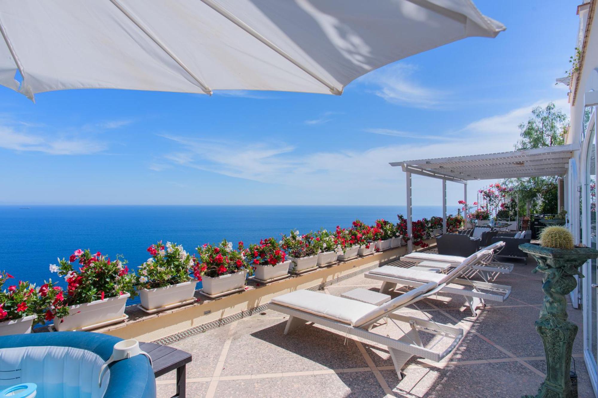 Villa Cristina -No Steps-Amalfi Coast Views -Hot Tube Praiano Exterior photo