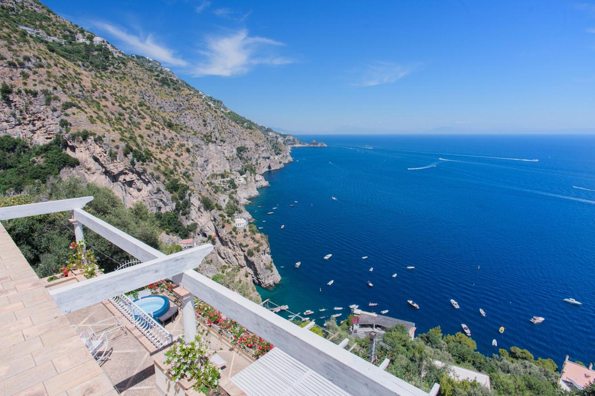 Villa Cristina -No Steps-Amalfi Coast Views -Hot Tube Praiano Exterior photo
