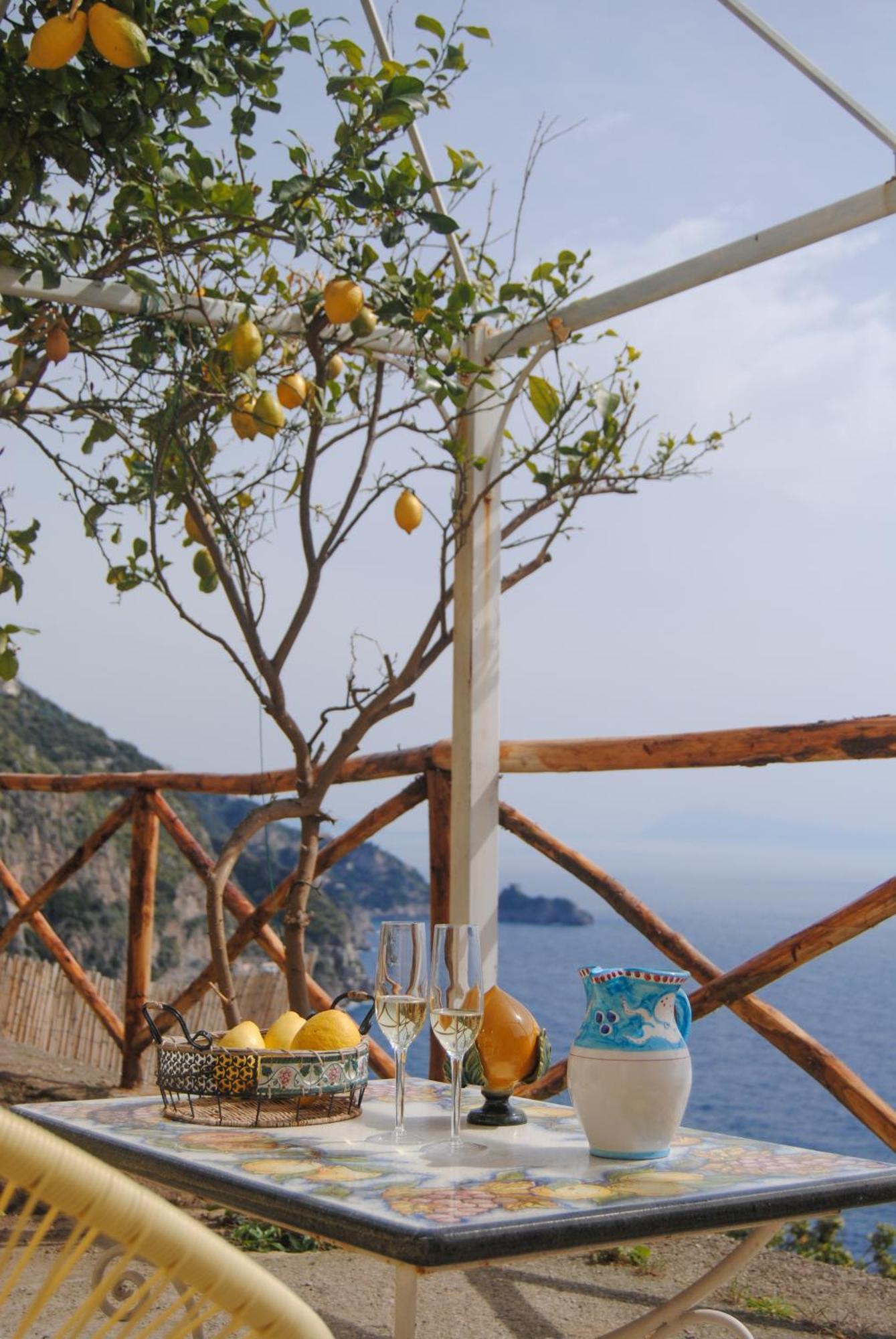 Villa Cristina -No Steps-Amalfi Coast Views -Hot Tube Praiano Exterior photo